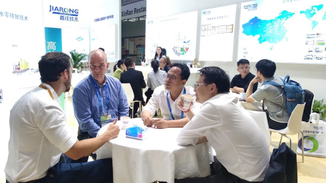 ������Խ��7176111���ն��³���������ͻ���̸